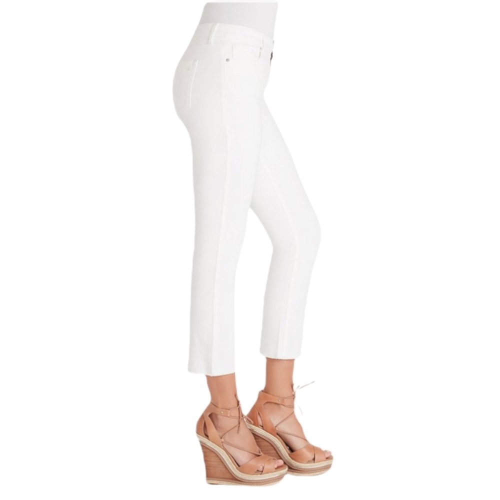 Jessica Simpson  Arrow Straight Ankle jeans In White Size.32